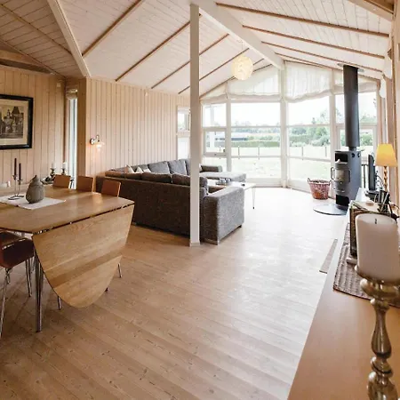 3 Bedroom Beautiful In